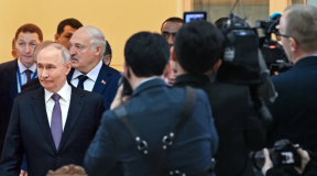 «На заседании в расширенном составе Лукашенко был уже не тот. Укатали сивку в президентской библиотеке»