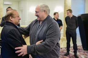 Почему Лукашенко с сыновьями встретил делегацию Пакистана в домашней одежде