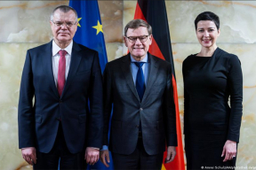 «Добро пожаловать в Германию». Глава немецкого МИД встретил Колесникову и Бабарико в Берлине