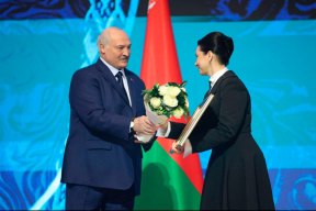 Лукашенко наградил одновременно и среднего сына, и его жену
