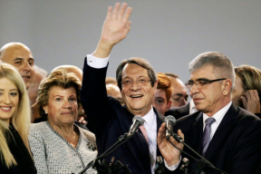 Связанные с экс-президентом Кипра компании помогали бизнесменам Лукашенко обходить европейские санкции