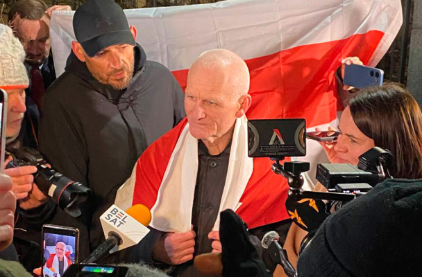 Виктор Бабарико, Алесь Беляцкий и Мария Колесникова – на свободе. Освобождены 123 политзаключенных