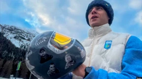 Война, 12 февраля. МОК отстранил украинского спортсмена от Олимпиады из-за его шлема. «Вы что делаете, идиоты?» В Волгоградской области эвакуируют поселок