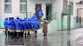 «Ребенка забирают сразу после родов. Она, бедная, ходила 10 дней и не знала, что с ним»