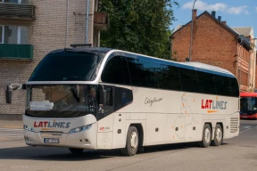 Латвия закрывает регулярные автобусные рейсы с Беларусью